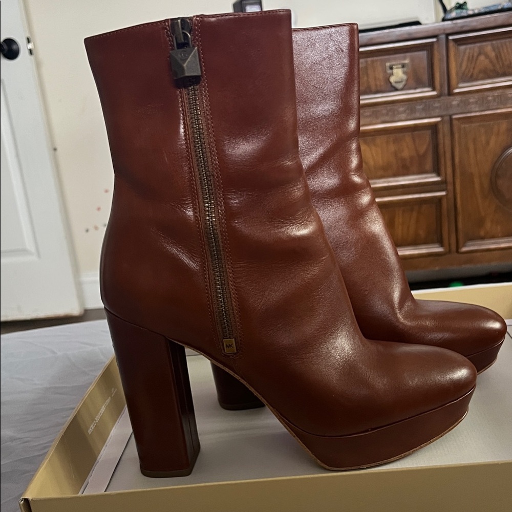 Michael Kors Luggage color Leather Heeled Boots